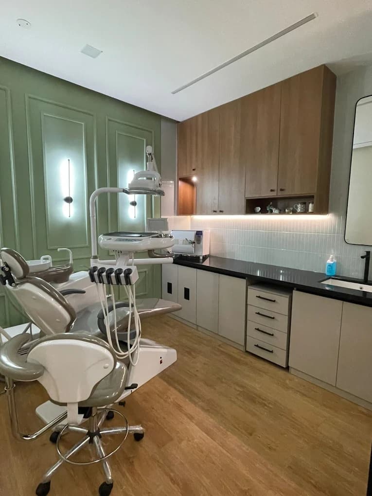 TARA Dental Aesthetics clinic interior